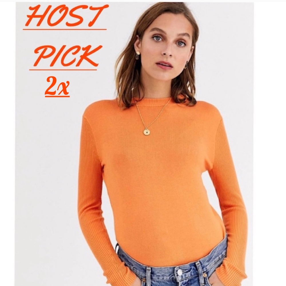 CREWNECK KNIT SWEATER